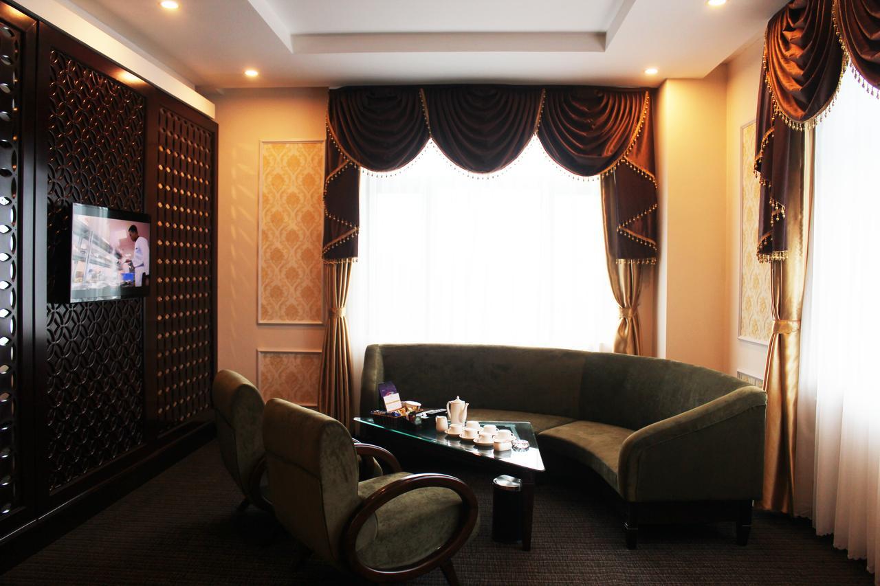 Hai Yen Luxury Hotel Cam Pha Esterno foto