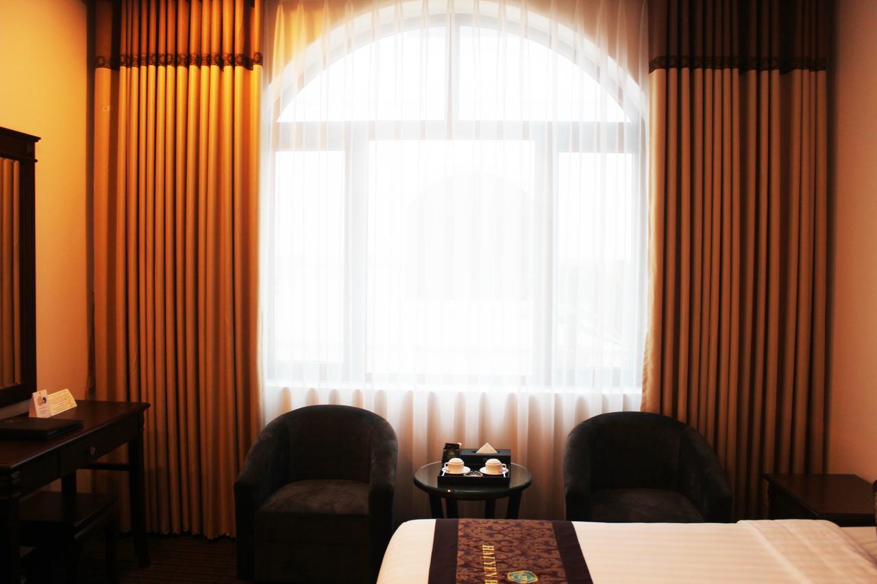 Hai Yen Luxury Hotel Cam Pha Esterno foto